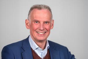 Alisdair-Wood-profile-photo_960640